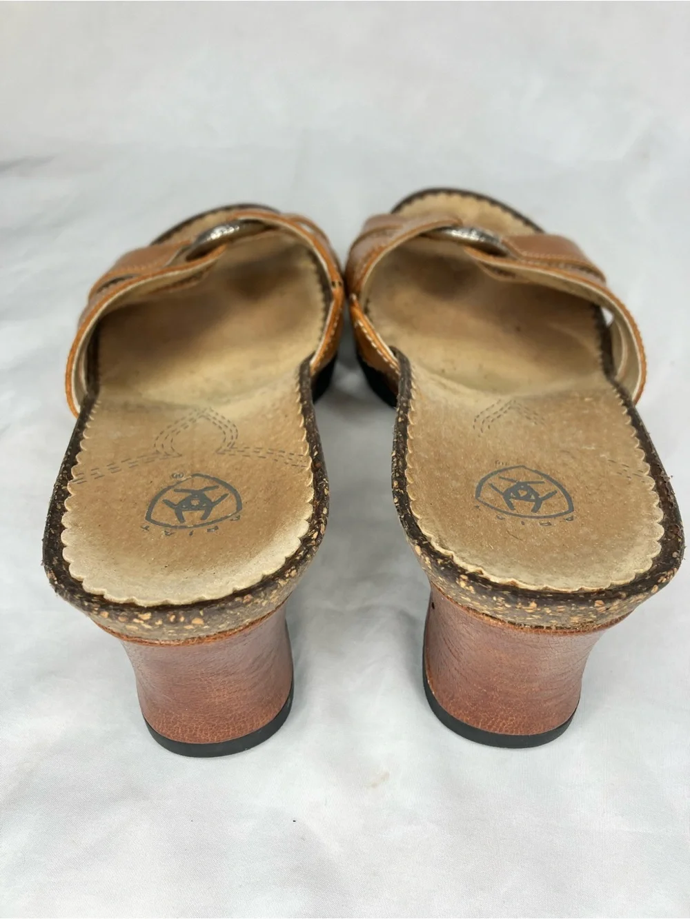 Ariat Amber wedge slide sandals 8